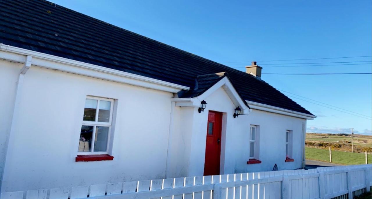 Be'S Cottage Malin Head Exterior photo